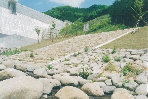綾里川ダム01
