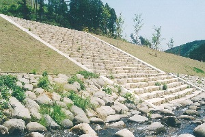 綾里川ダム02