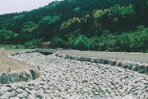 戸栗川01